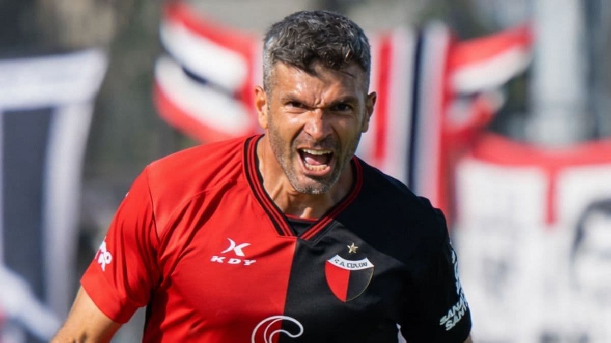 Emmanuel «Puma» Gigliotti anunció su retiro del fútbol a los 38 años