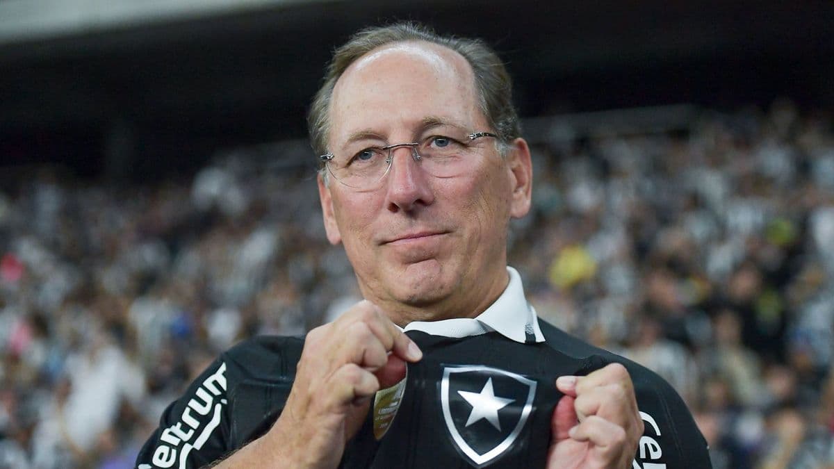Botafogo demandó al Lyon por una deuda de u$s144 millones