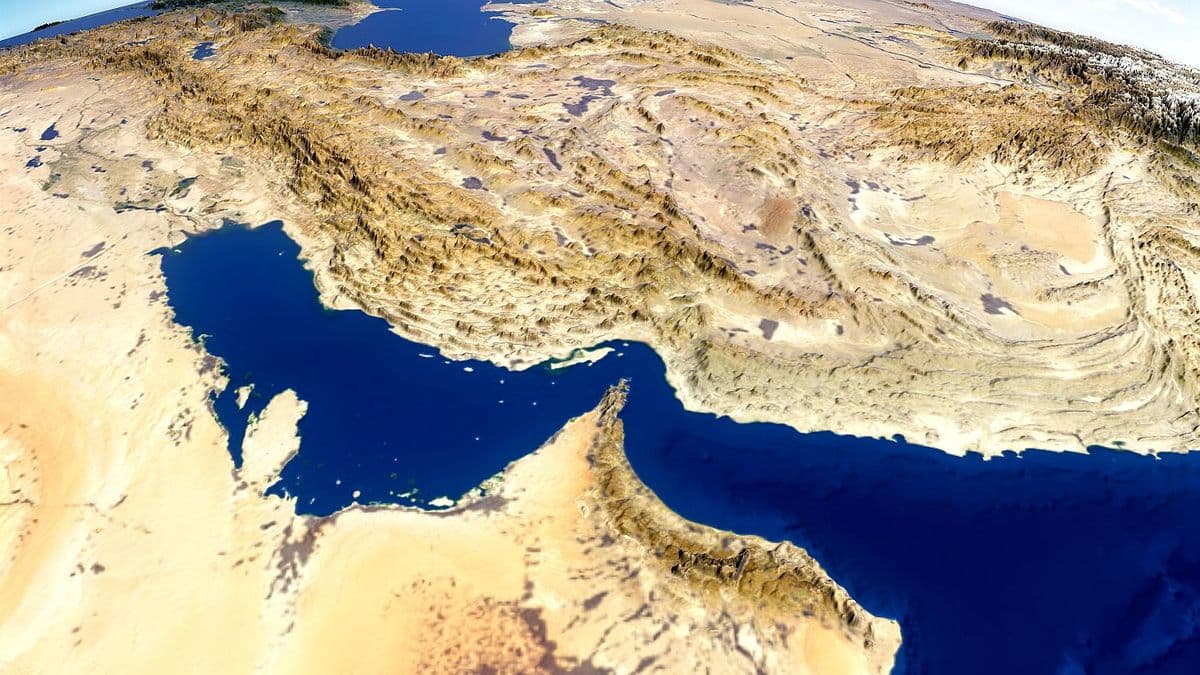 En medio de la frágil tregua en Medio Oriente, Irán consolida su poder en el estrecho de Ormuz