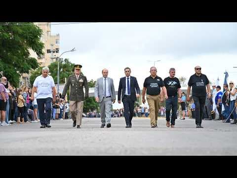 Entre marchas y memoria San Luis homenajeó a sus héroes de Malvinas con un desfile