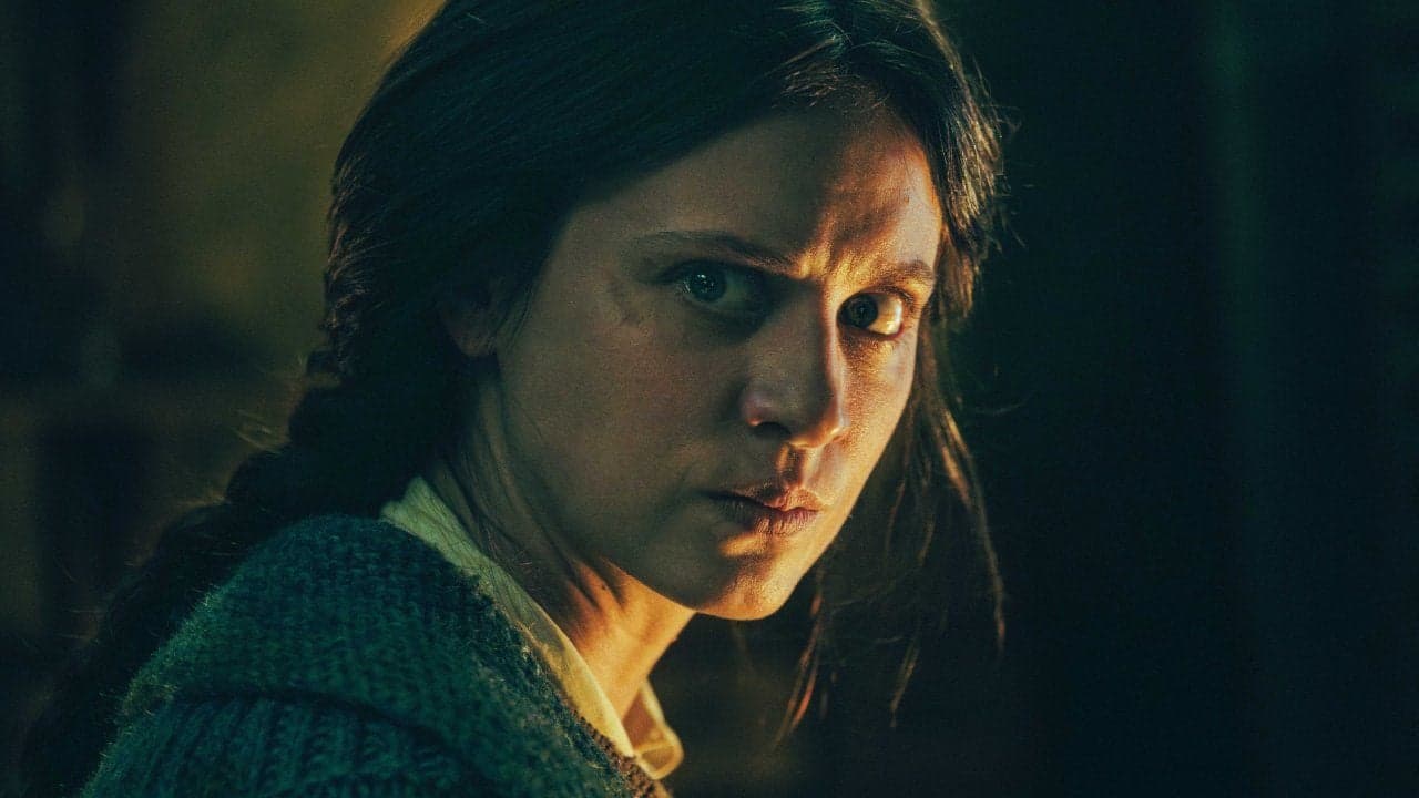 ¿Qué esconden las paredes de ‘El nido’? Tráiler en exclusiva del thriller minimalista que promete helarte la sangre